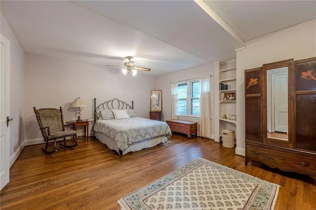 Property thumbnail image